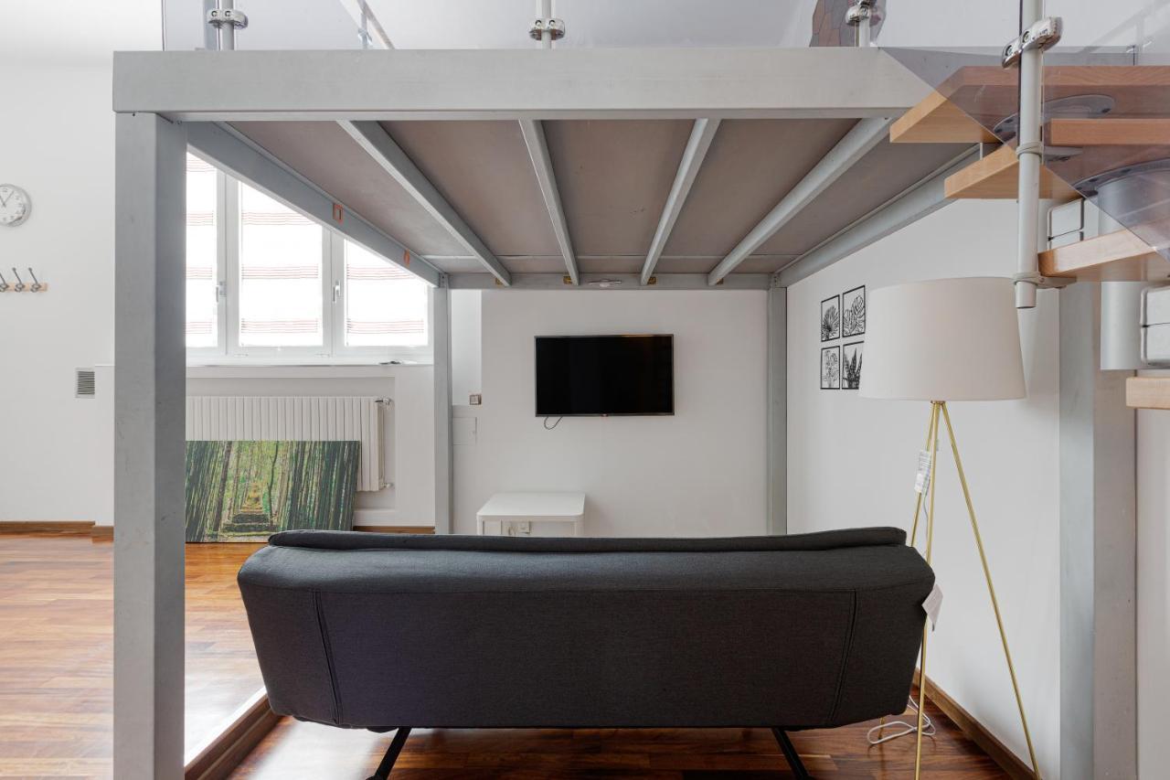 Cosy Nearby Piazza Insubria! Book Now! Appartement *